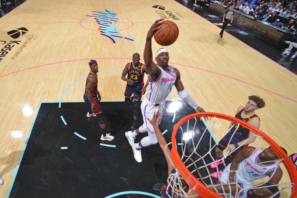 鼓点声与欢 鼓点声与欢