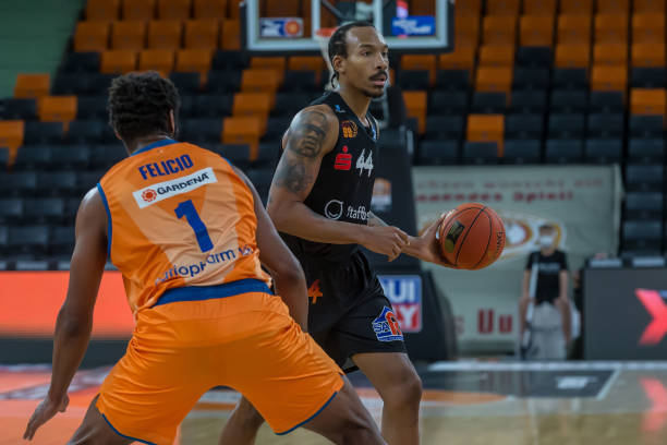 驳回诉讼的 驳回诉讼的