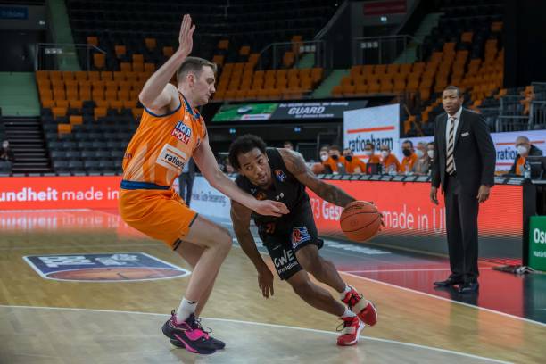 断反击灌篮 断反击灌篮