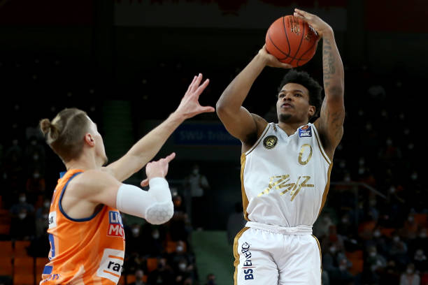 赛的关键时 赛的关键时